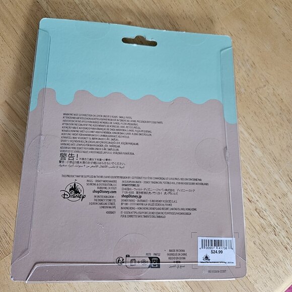 SOLD Disney Parks Munchlings 4 Magnets Set - NIP - Picture 3 of 5